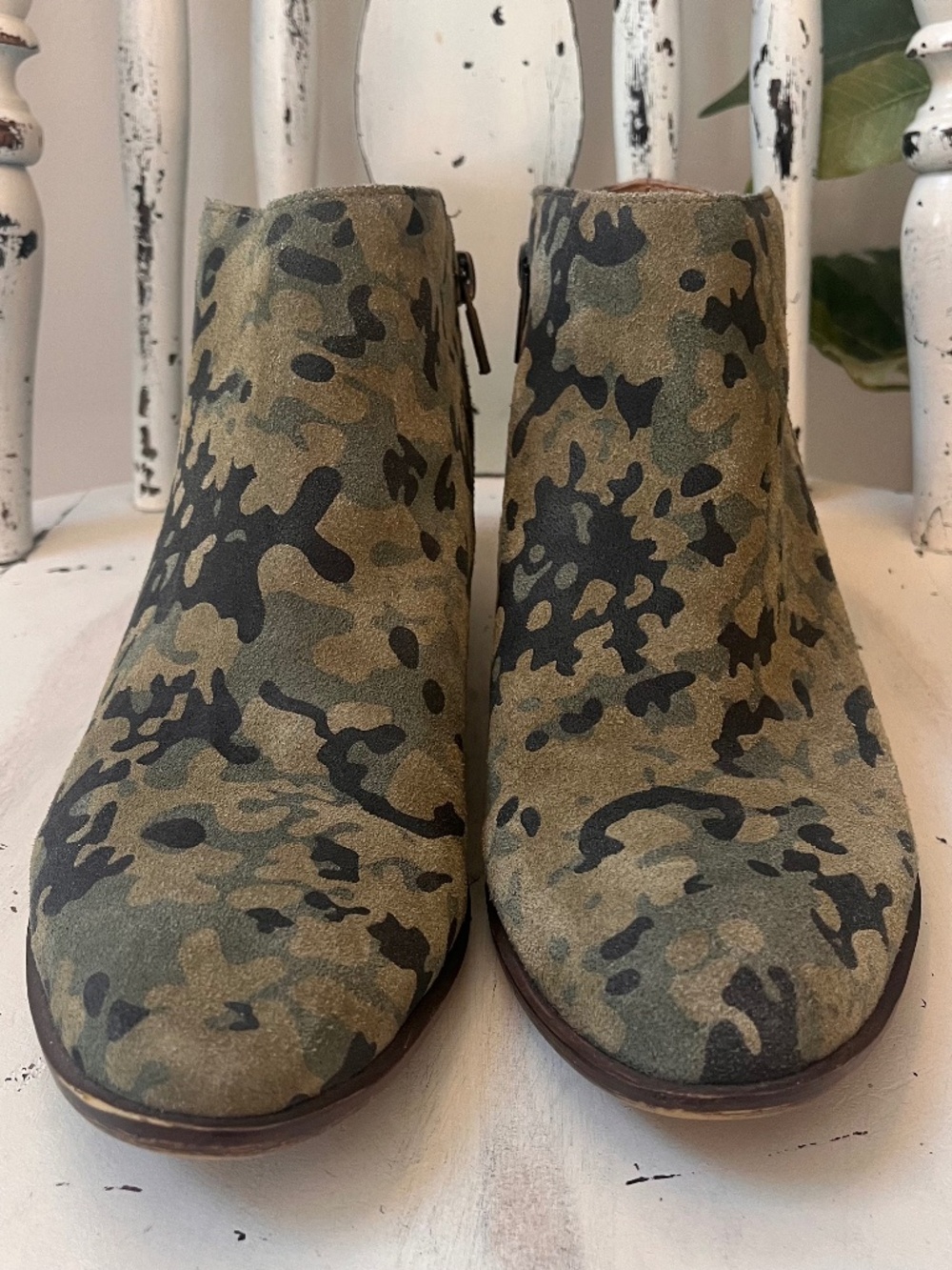 Lucky Brand Camo Suede Western Booties Size 8.5M